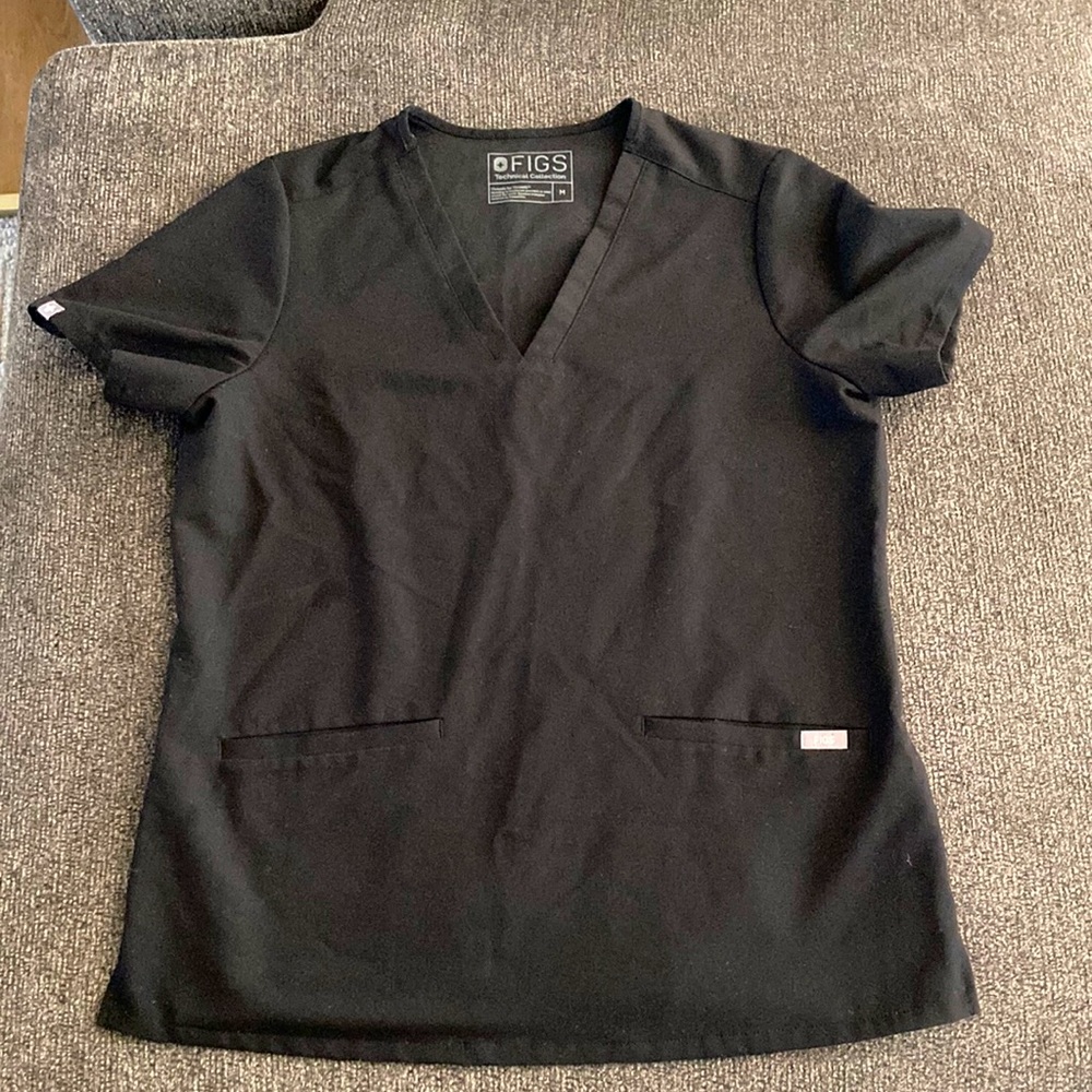 FIGS Technical Collection Scrub Top